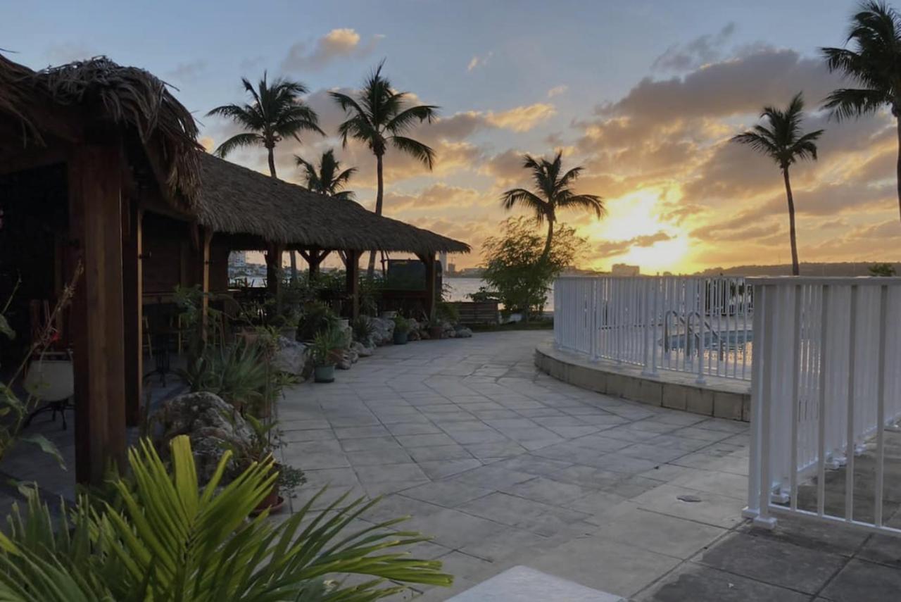 Appartement Spacieux Au Village Du Flamboyant Baie Nettle 外观 照片
