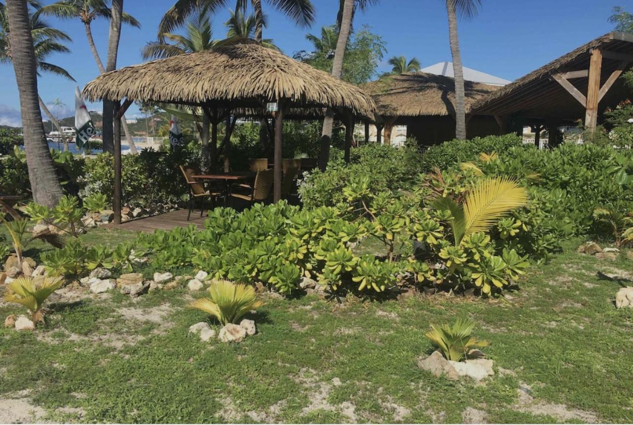 Appartement Spacieux Au Village Du Flamboyant Baie Nettle 外观 照片